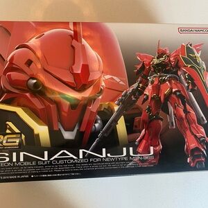 Bandai Namco RG Sinanju Model Kit
